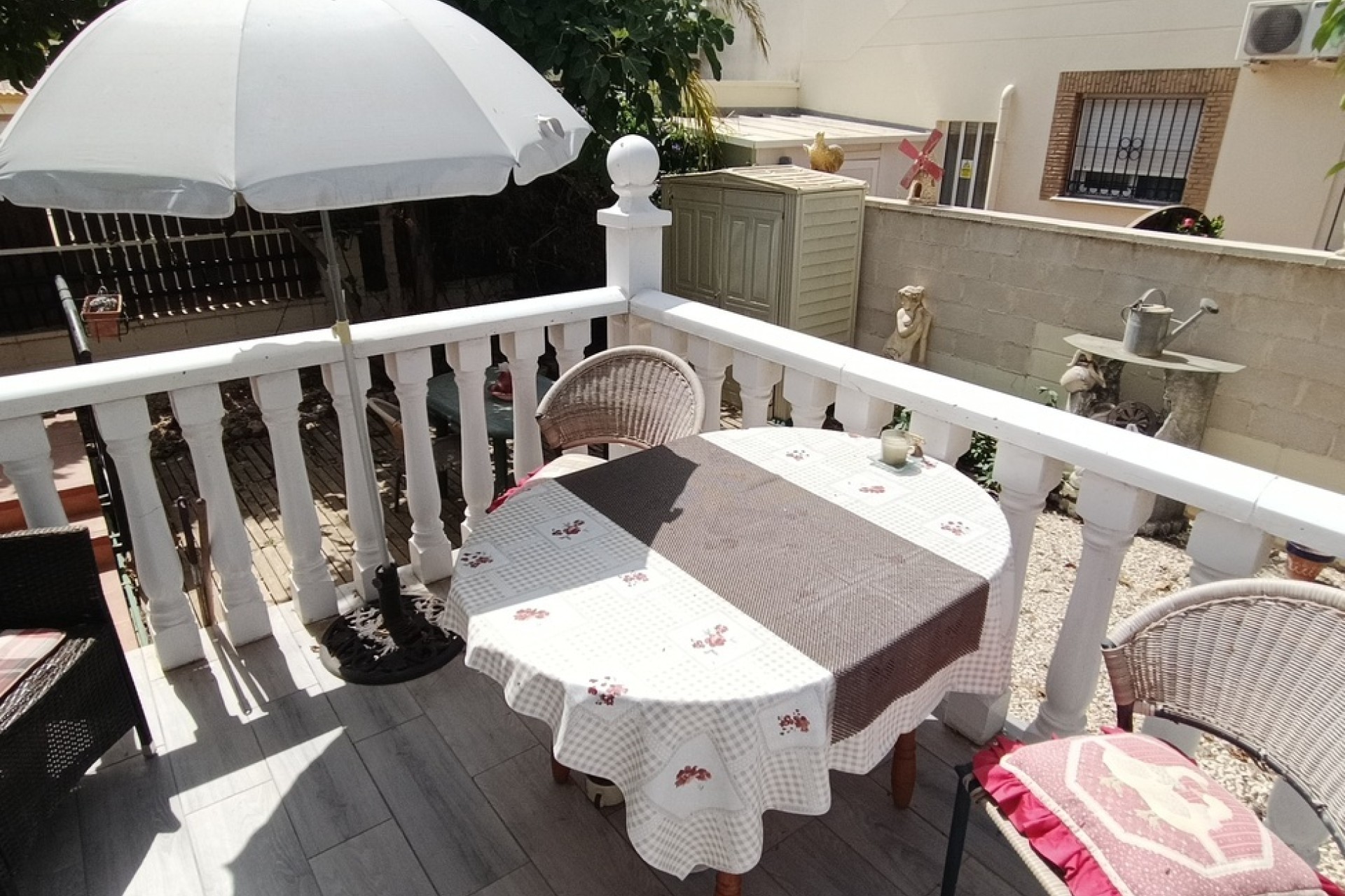 Revente - Villa mitoyenne -
Sucina