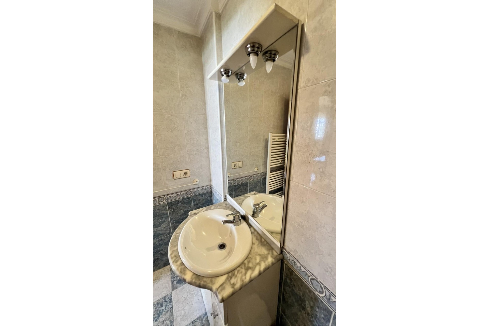 Revente - Villa mitoyenne -
Torrevieja - Aguas Nuevas