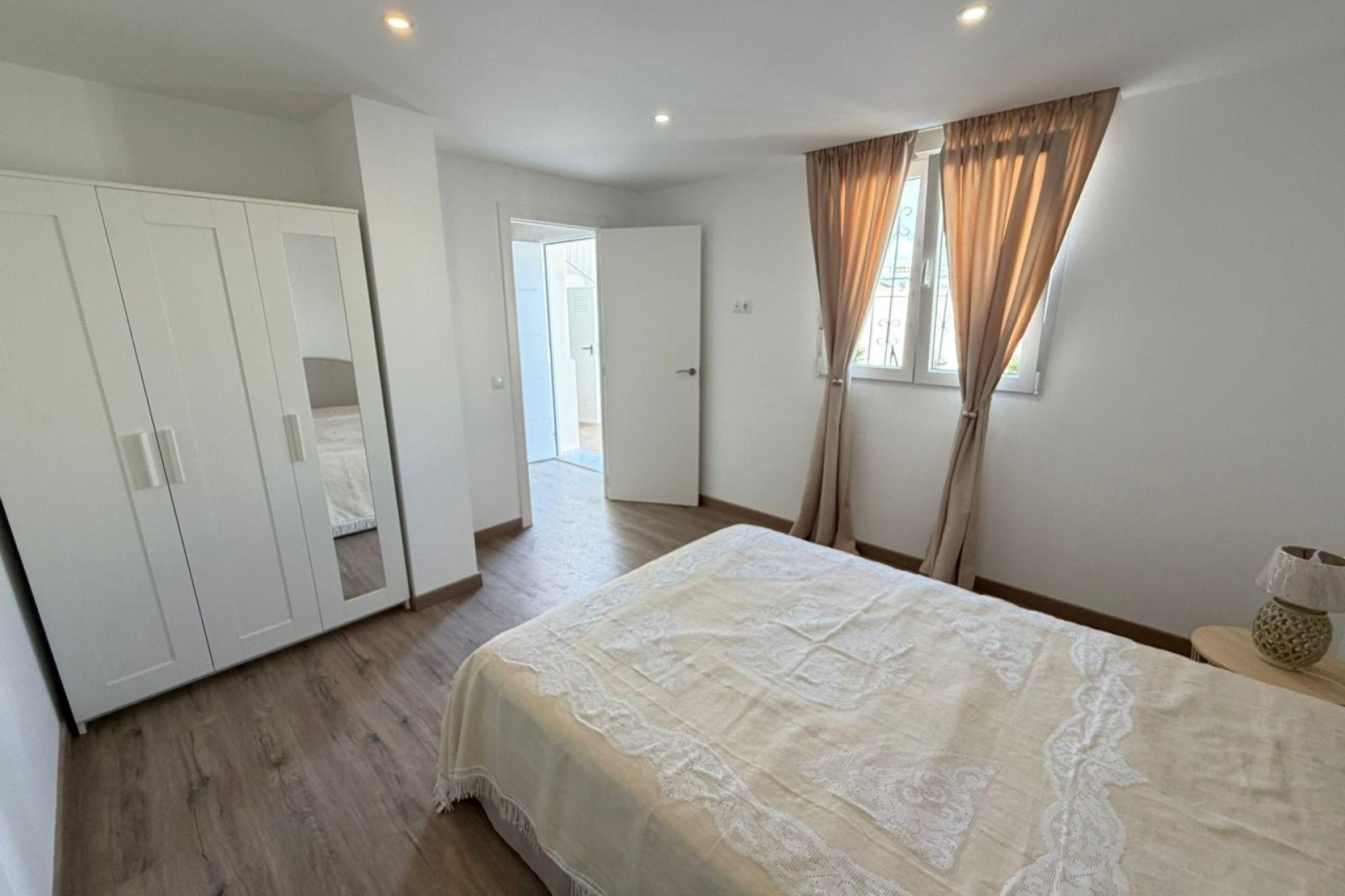 Revente - Villa mitoyenne -
Torrevieja - Cabo cervera