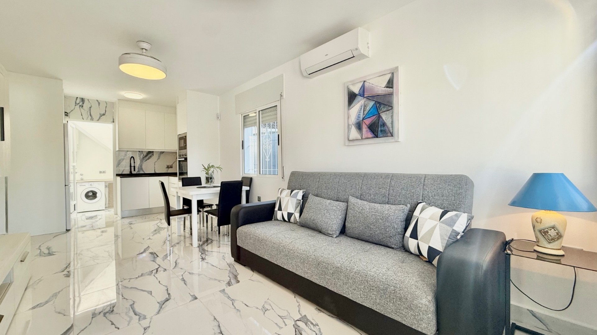 Revente - Villa mitoyenne -
Torrevieja - El chaparral