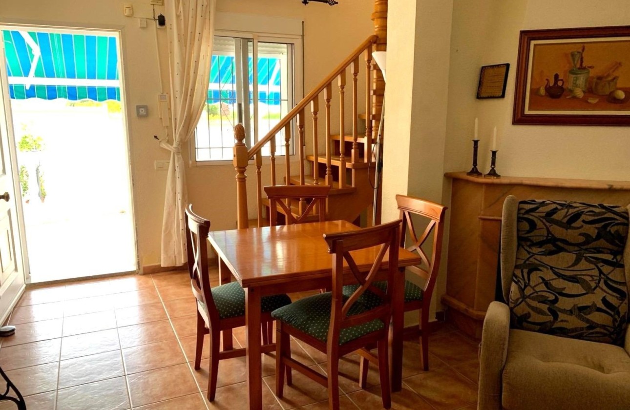 Revente - Villa mitoyenne -
Torrevieja - La Siesta