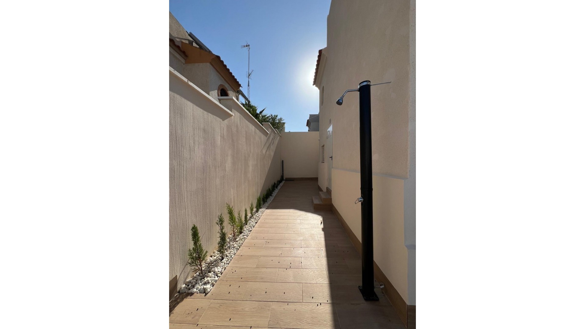 Revente - Villa mitoyenne -
Torrevieja - Torreblanca
