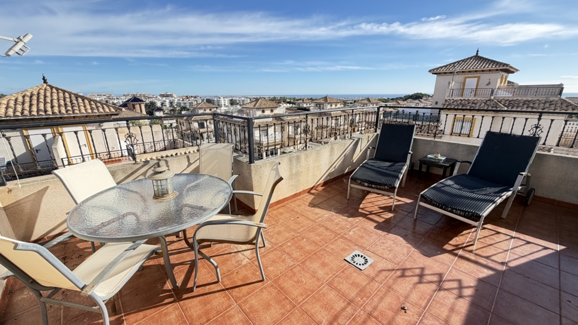 Revente - Villa mitoyenne -
Villamartín