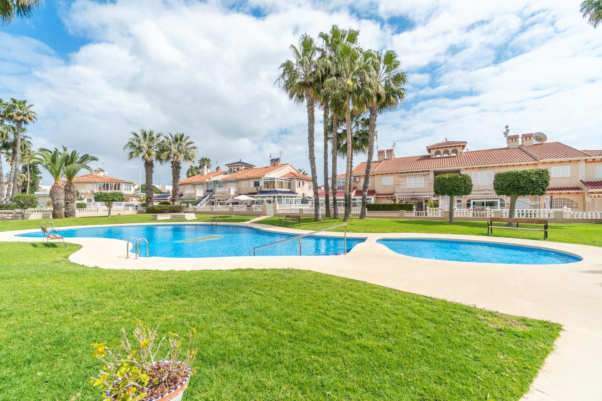 Revente - Villa -
Orihuela Costa - Zeniamar-Horizonte-La Campana