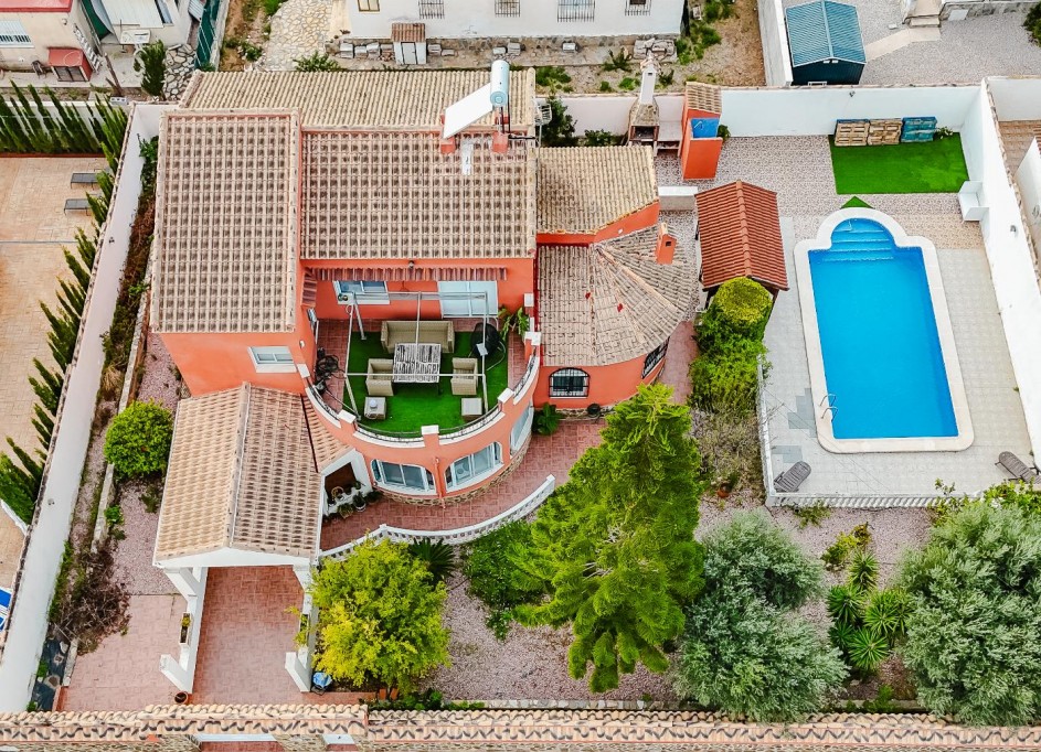 Revente - Villa -
Torrevieja - La Siesta