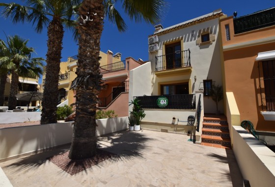 Rijhuis - Herverkoop - Algorfa -
                La Finca Golf Resort