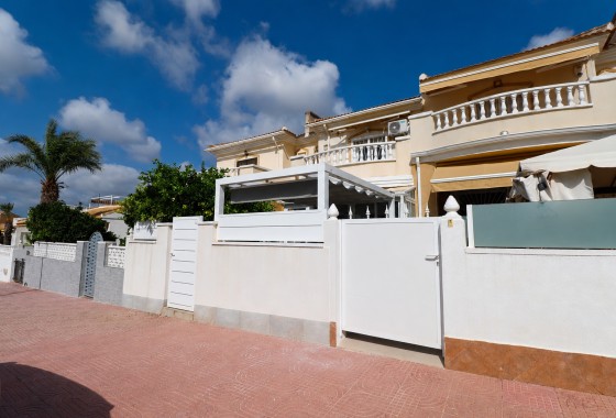 Rijhuis - Herverkoop - Benijofar -
                Monte Azul