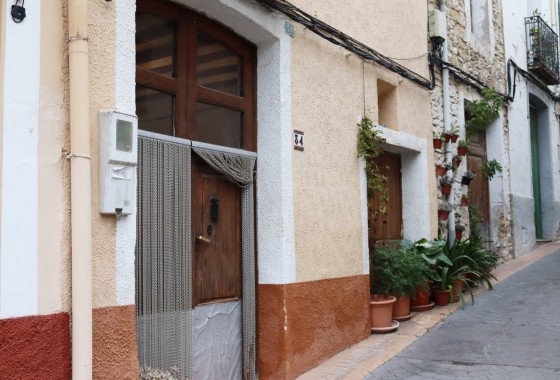 Rijhuis - Herverkoop - Castell de Castells -
                Tárbena