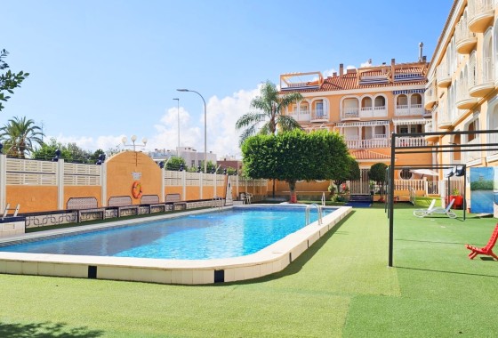 Rijhuis - Herverkoop - Los Alcázares -
                Los Alcazares