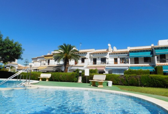 Rijhuis - Herverkoop - Torrevieja -
                Lago Jardin