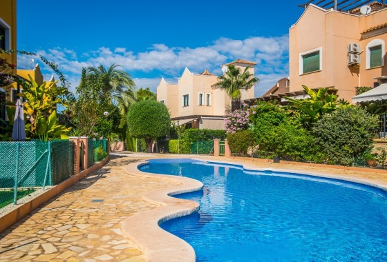 Rijhuis - Herverkoop - Torrevieja -
                Los Balcones