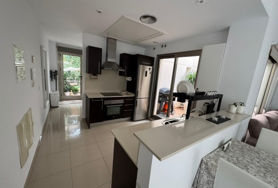 Rijhuis - Herverkoop - Torrevieja -
                Punta Prima
