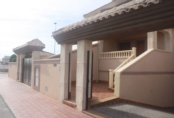 Rijhuis - NIEUWBOUW - Torrevieja - Los altos