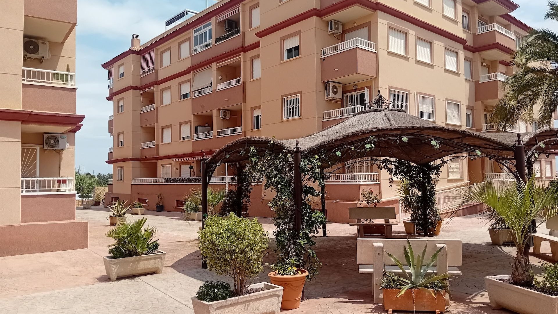 Sale - Apartment Flat -
Algorfa