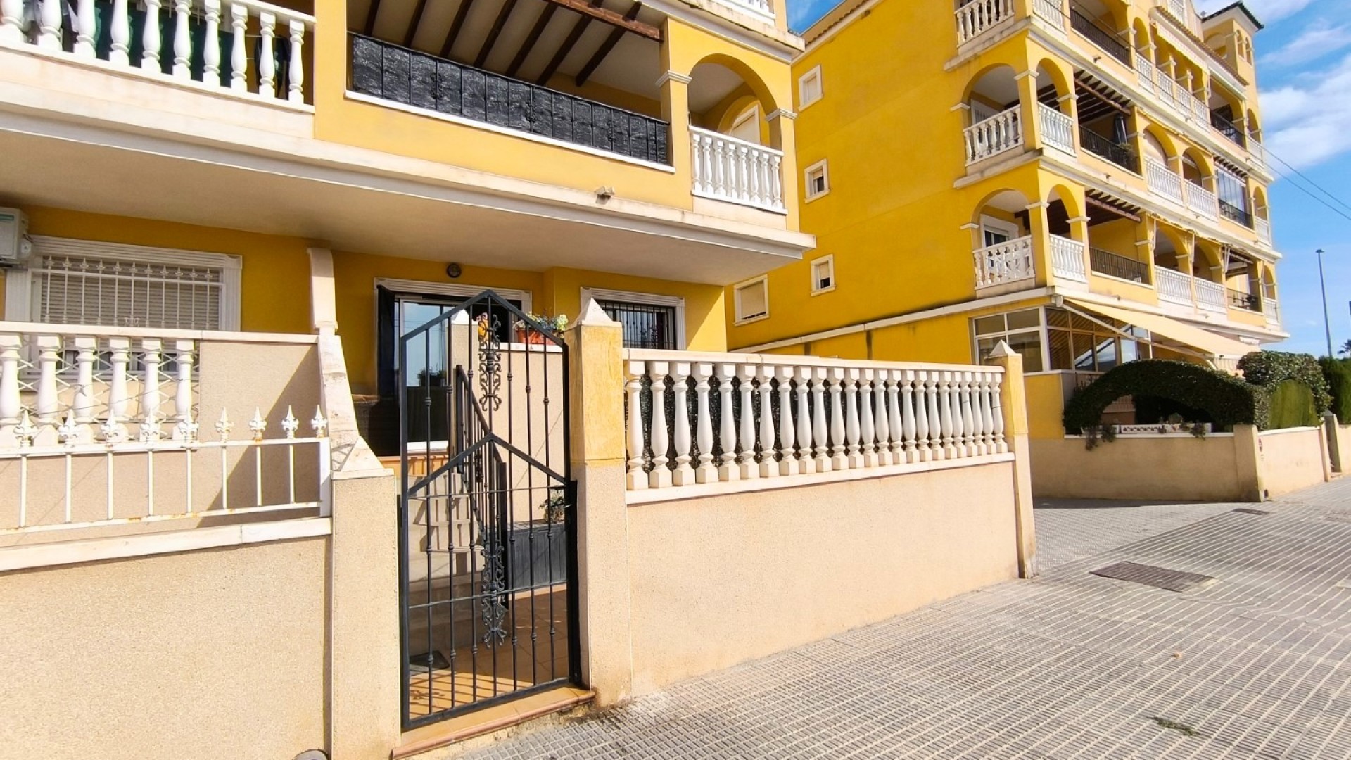 Sale - Apartment Flat -
Algorfa