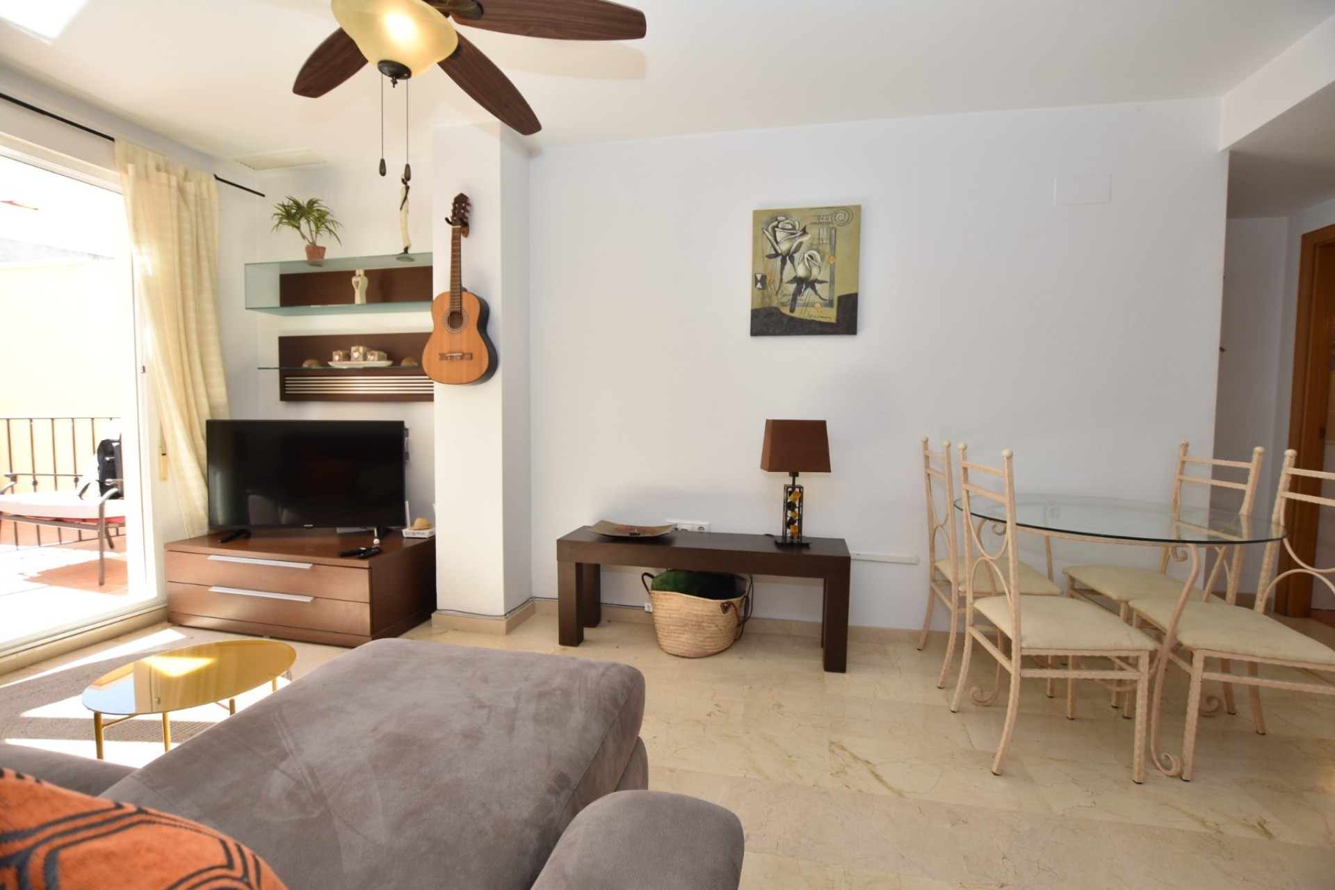 Sale - Apartment Flat -
Algorfa