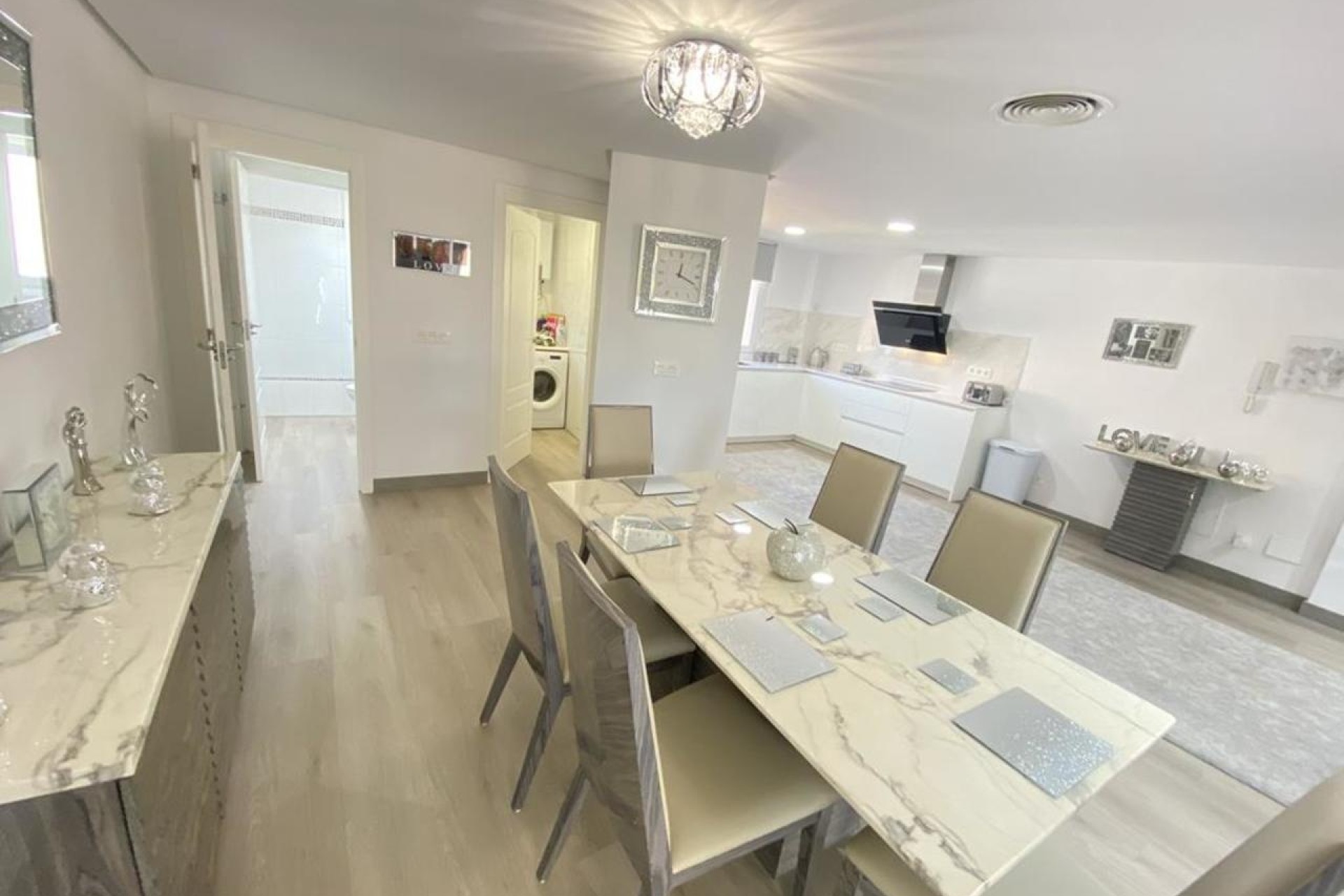 Sale - Apartment Flat -
Altaona Golf & Country Village - Altaona Golf and Country Village
