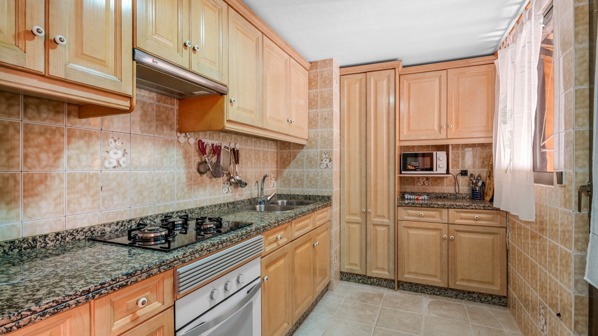 Sale - Apartment Flat -
Arenales del Sol - Segunda linea playa