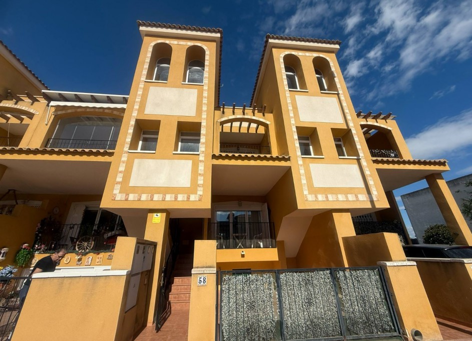 Sale - Apartment Flat -
Daya Nueva