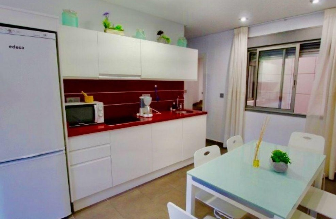 Sale - Apartment Flat -
Guardamar del Segura - Pueblo