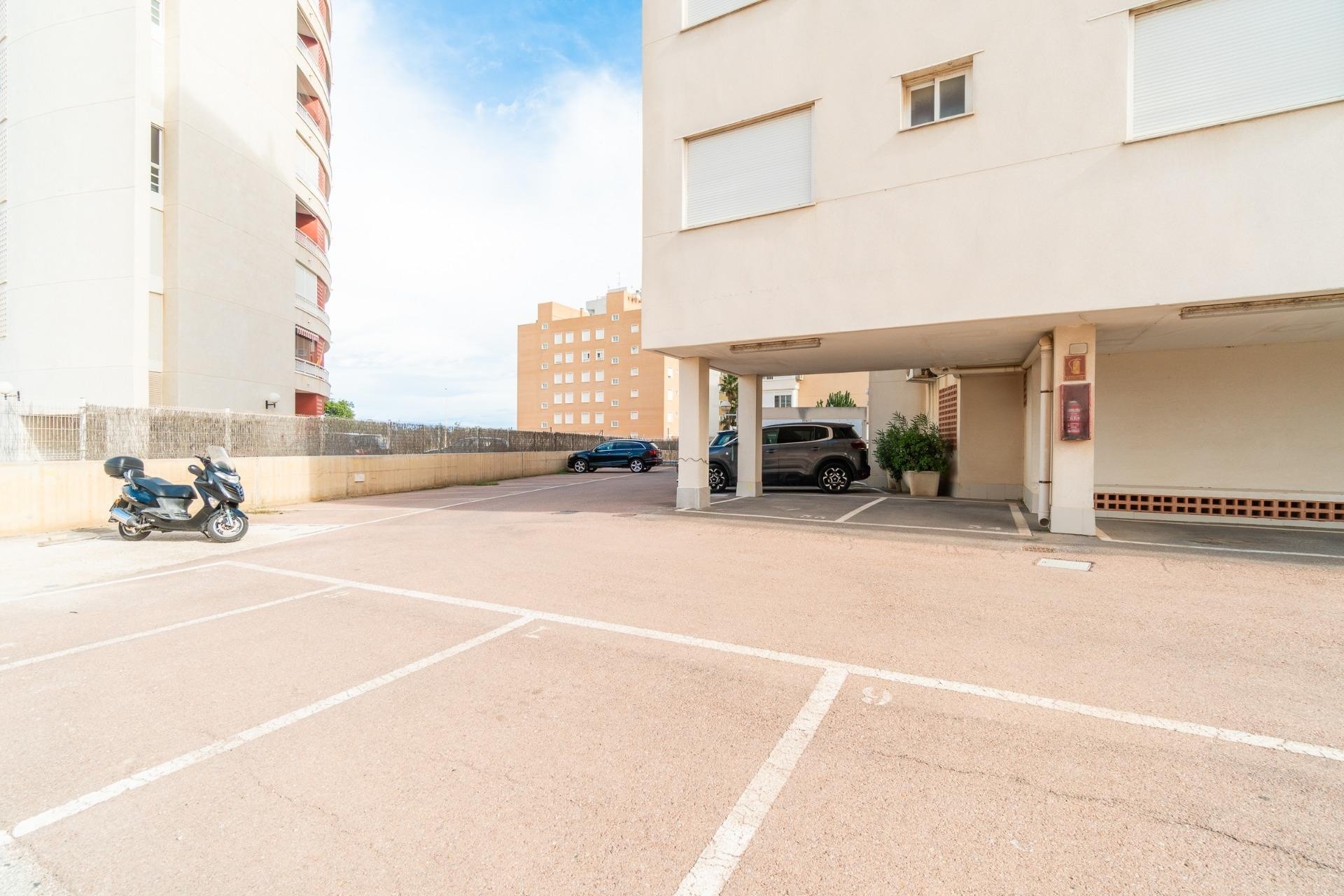 Sale - Apartment Flat -
Guardamar del Segura - Puerto Deportivo