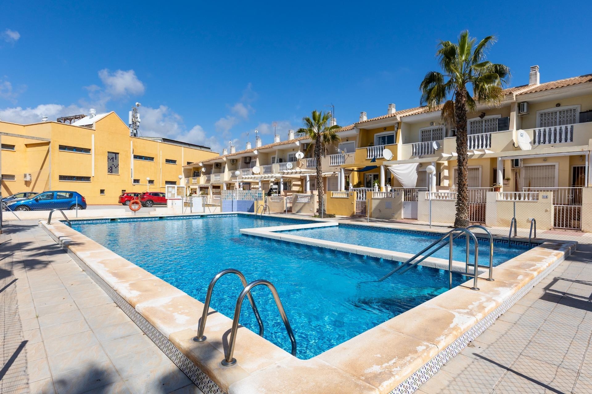 Sale - Apartment Flat -
Guardamar del Segura - Urbanizaciones