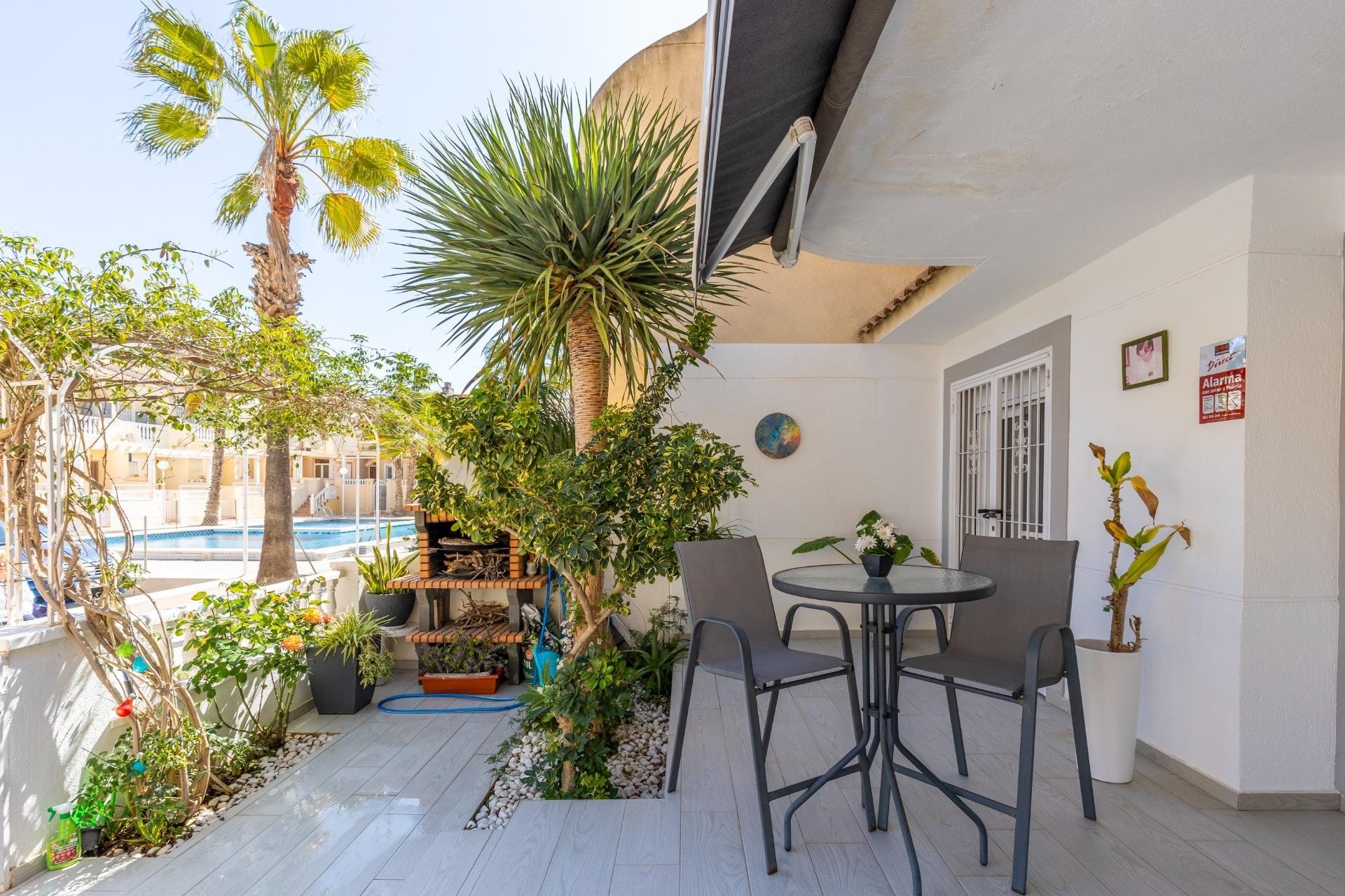 Sale - Apartment Flat -
Guardamar del Segura - Urbanizaciones