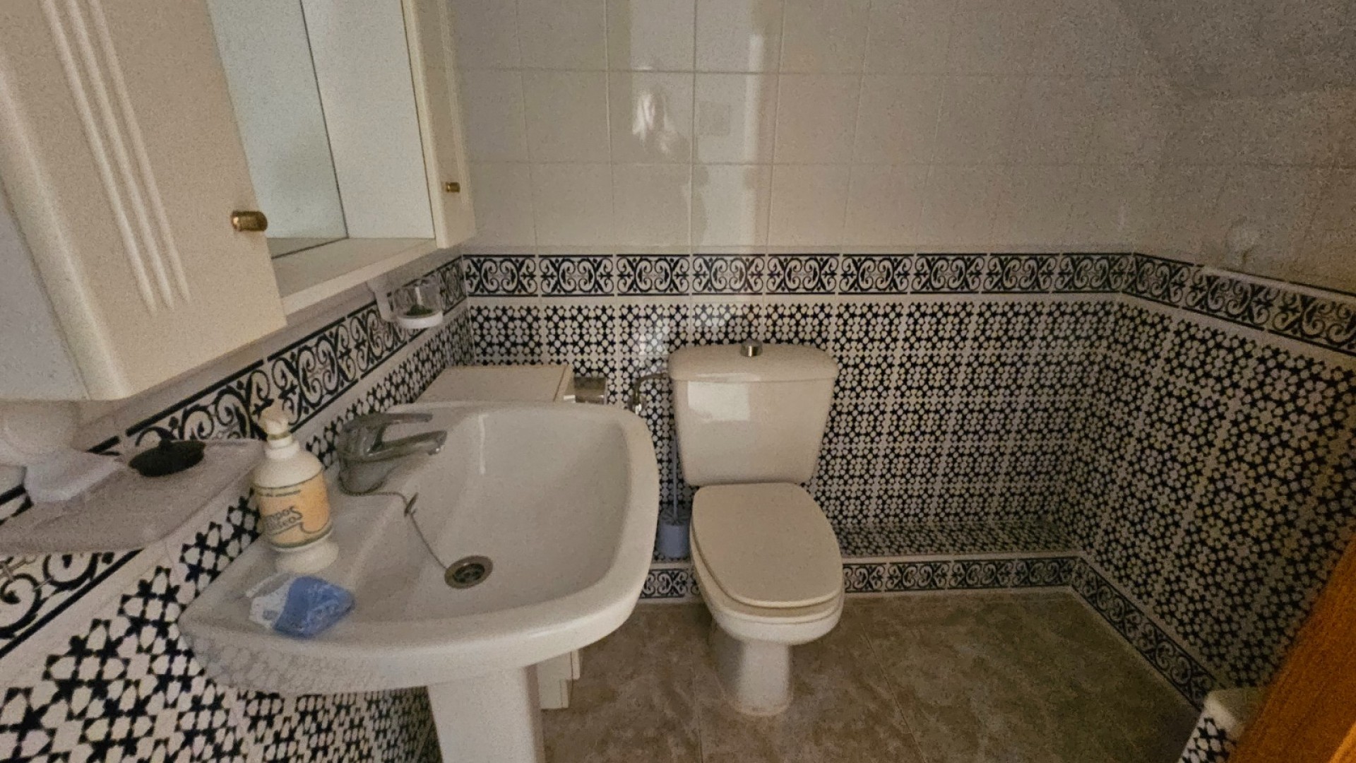 Sale - Apartment Flat -
Guardamar del Segura - Urbanizaciones