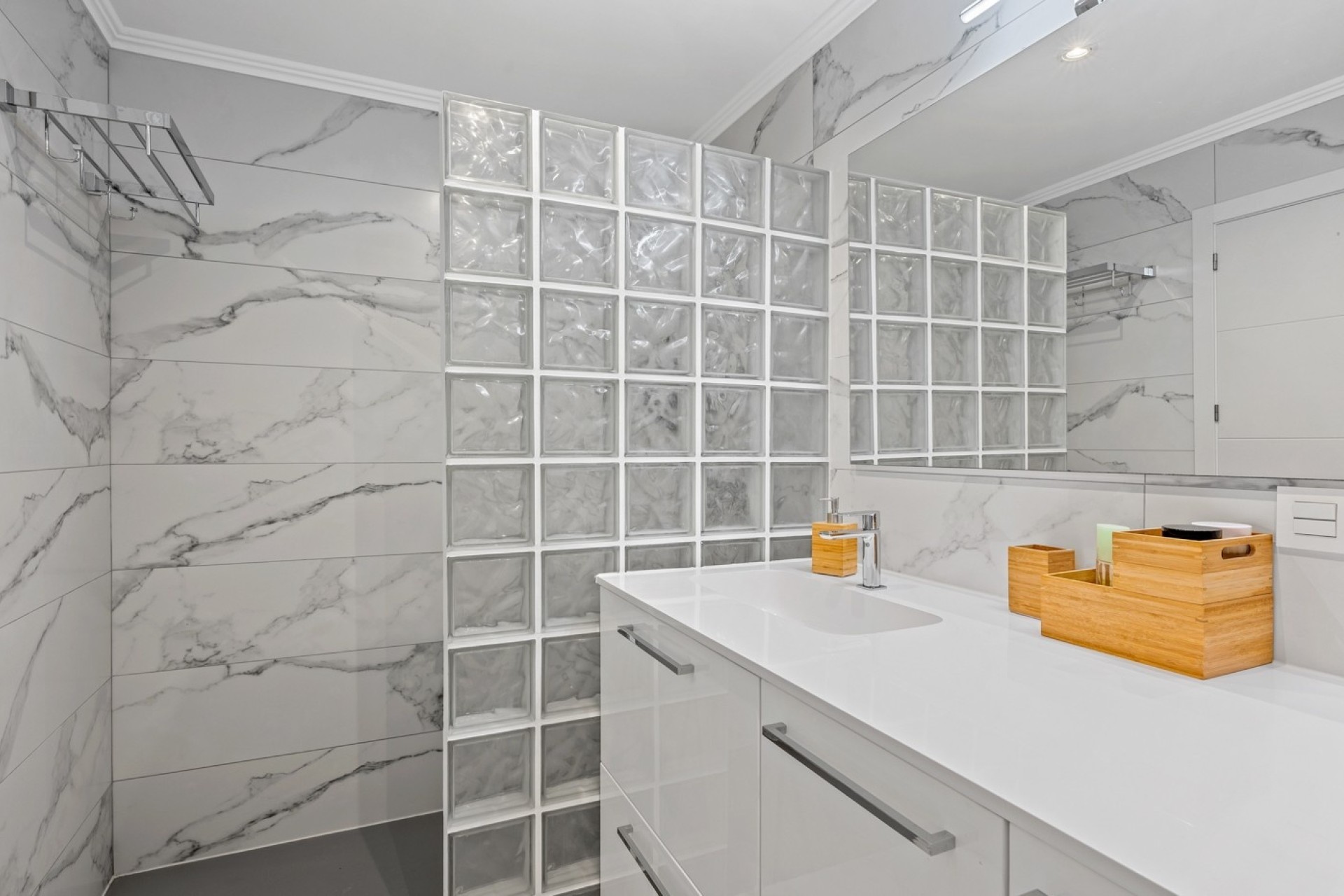 Sale - Apartment Flat -
La Nucía