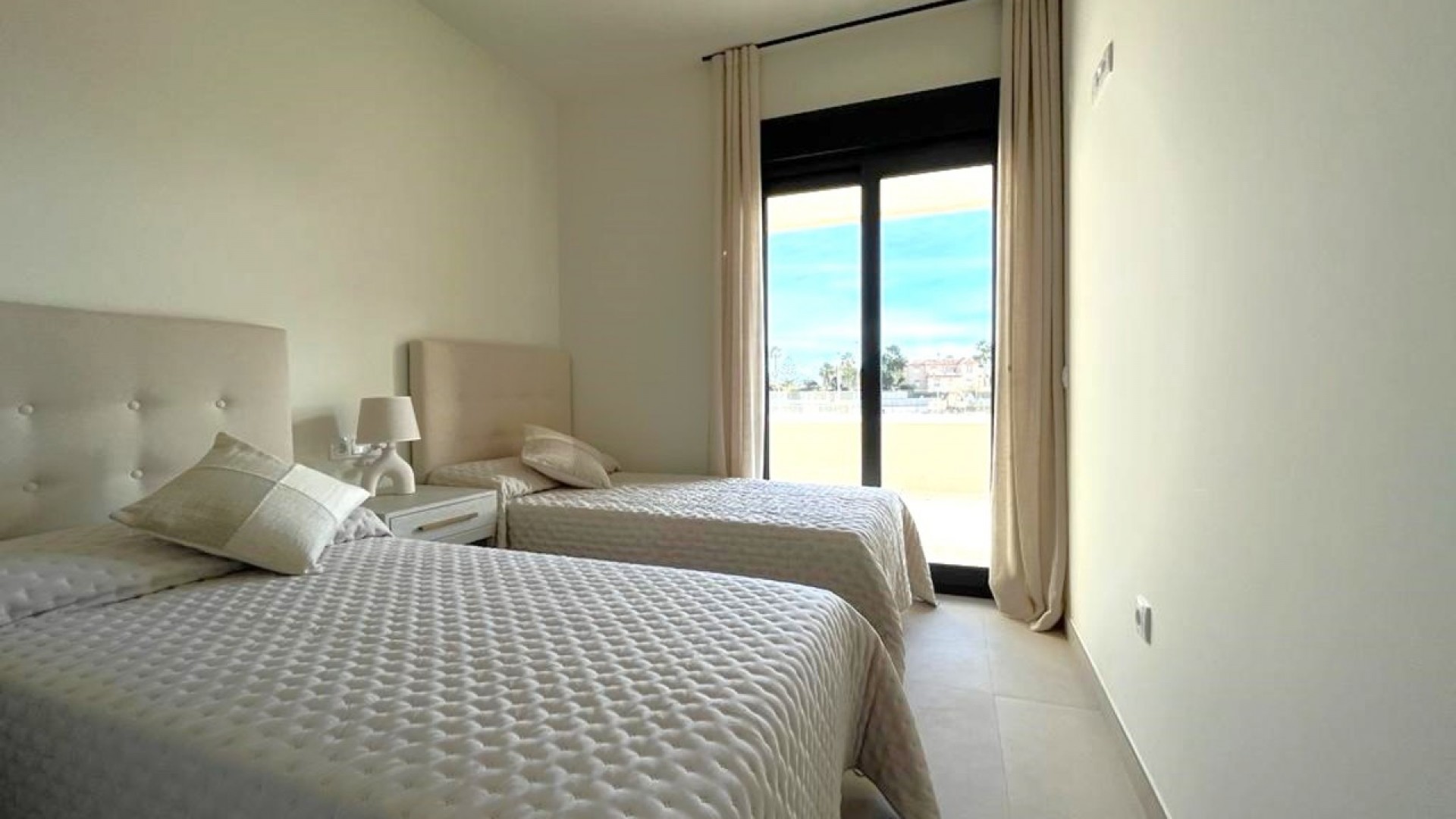 Sale - Apartment Flat -
La Veleta