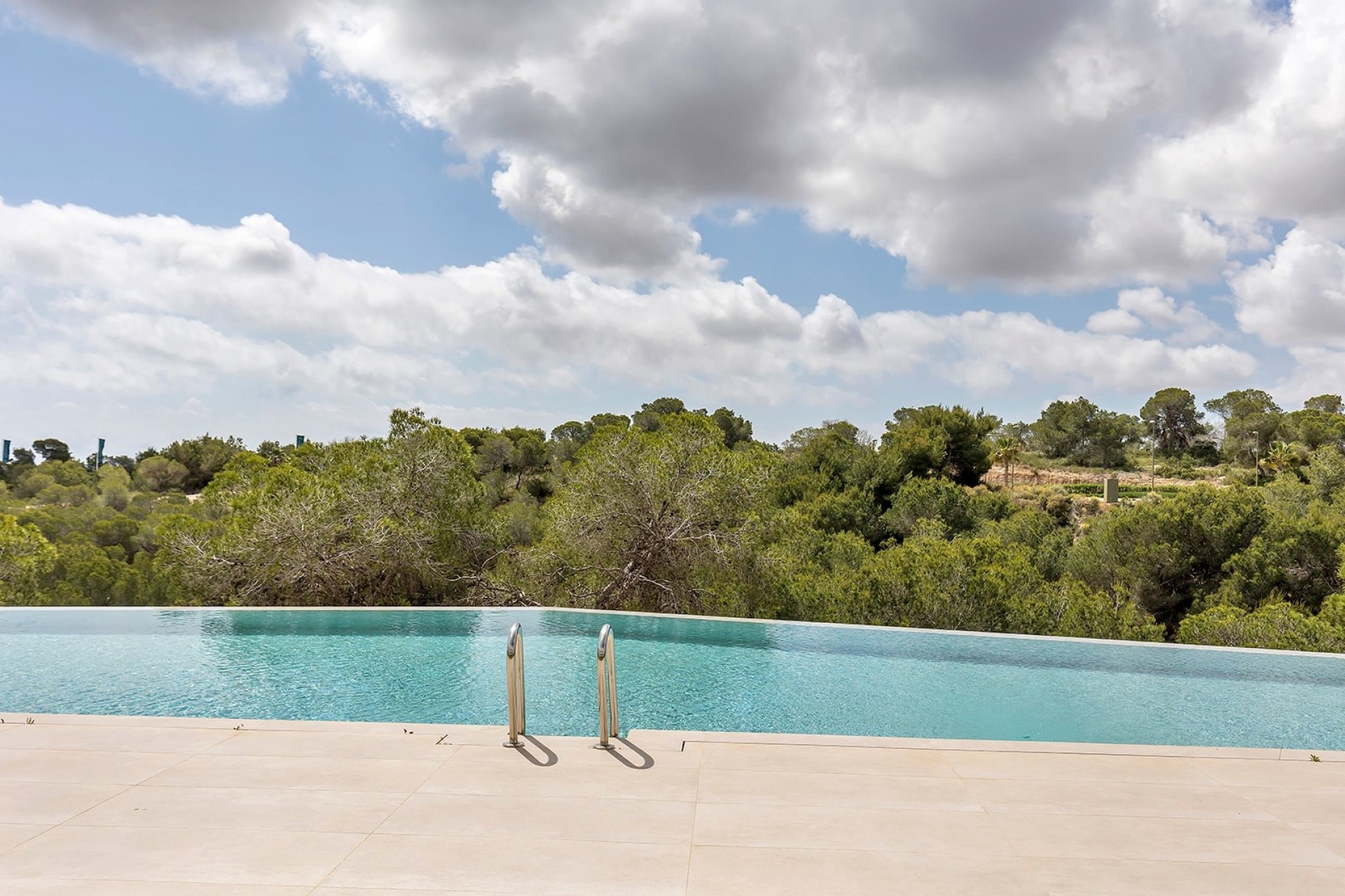 Sale - Apartment Flat -
Las Colinas Golf Resort - Las Colinas golf