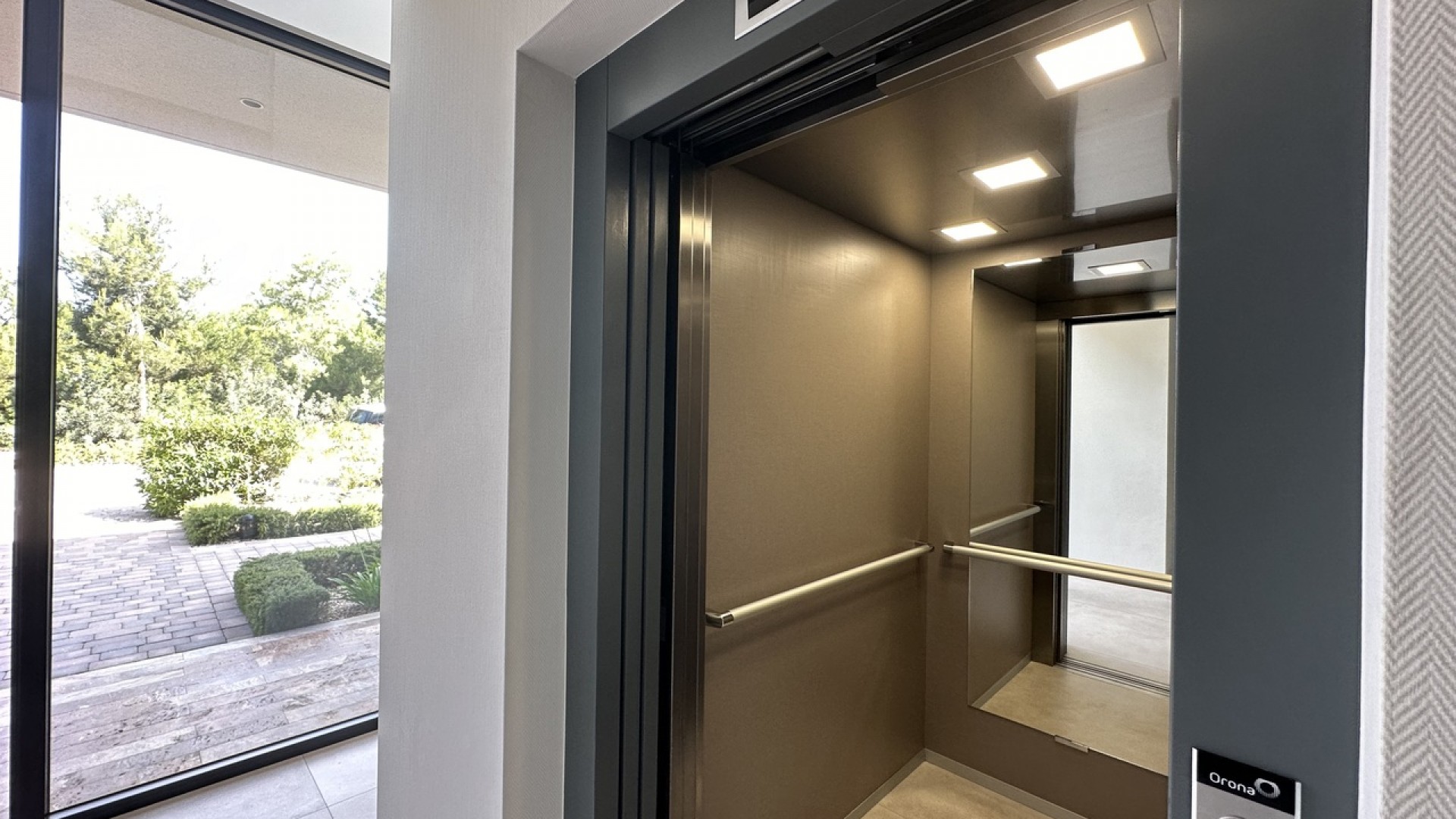 Sale - Apartment Flat -
Las Colinas - Las Colinas Golf Resort