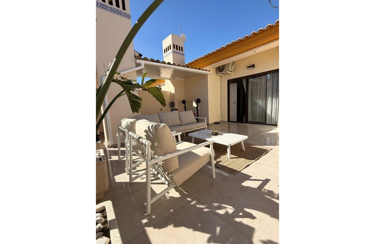 Sale - Apartment Flat -
Las Ramblas Golf - Inland