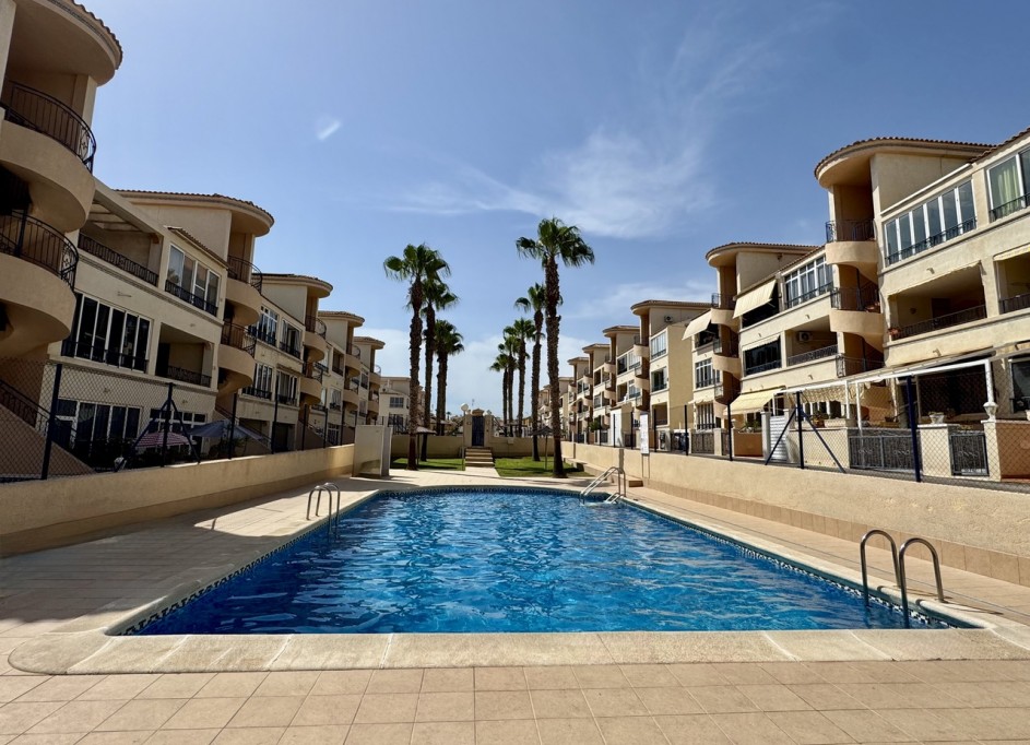 Sale - Apartment Flat -
Los Altos