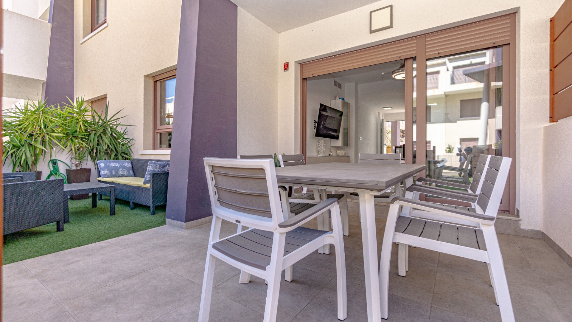 Sale - Apartment Flat -
Mil Palmeras - Beach