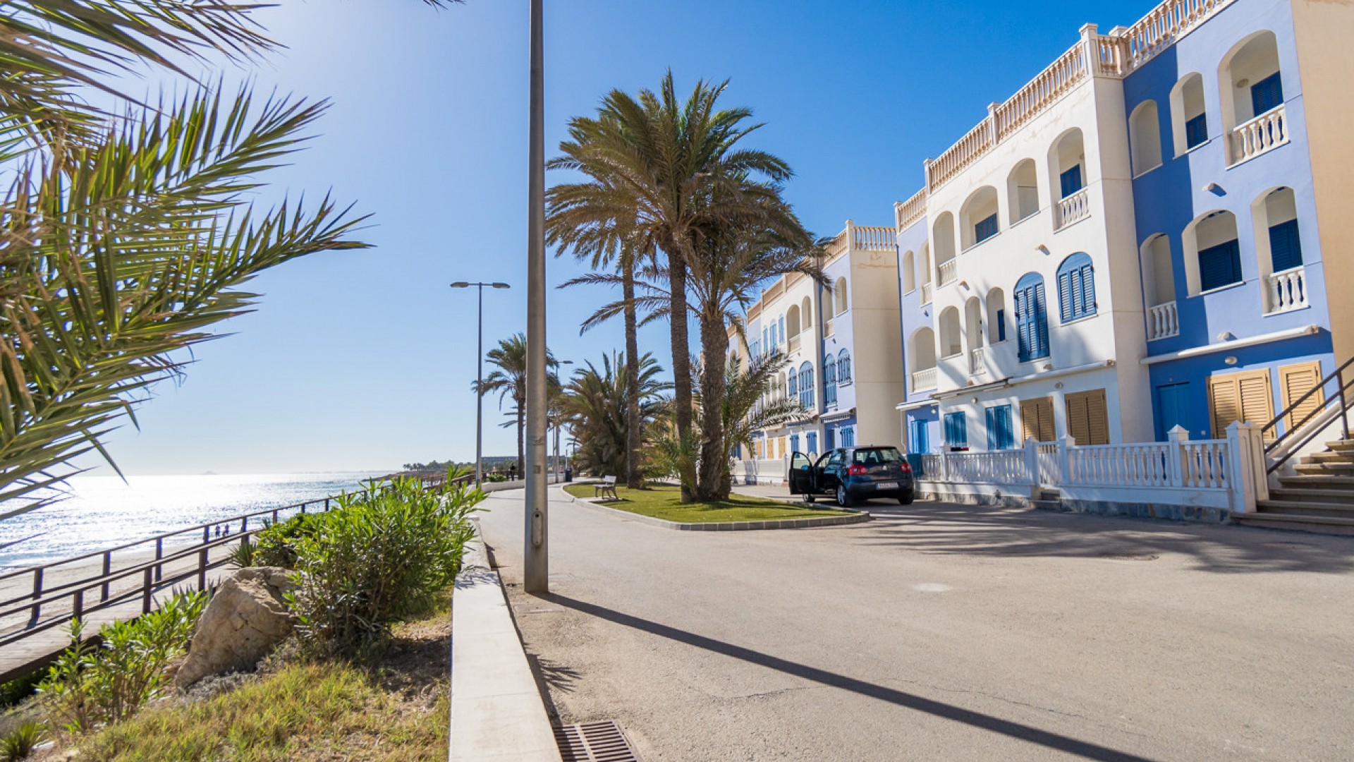 Sale - Apartment Flat -
Mil Palmeras - Beach