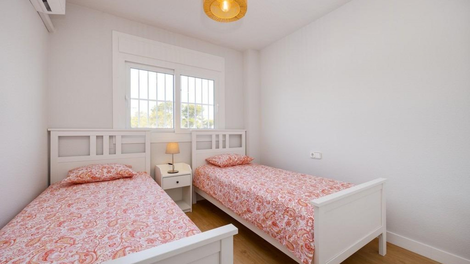 Sale - Apartment Flat -
Orihuela Costa - Campoamor