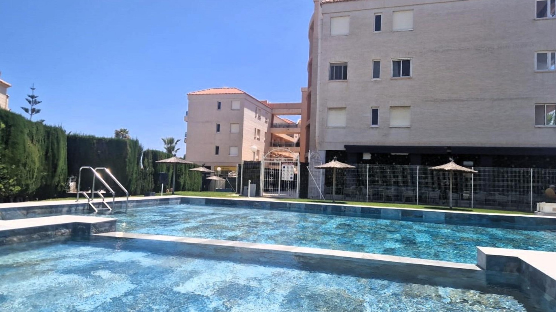 Sale - Apartment Flat -
Orihuela Costa - Playa Flamenca