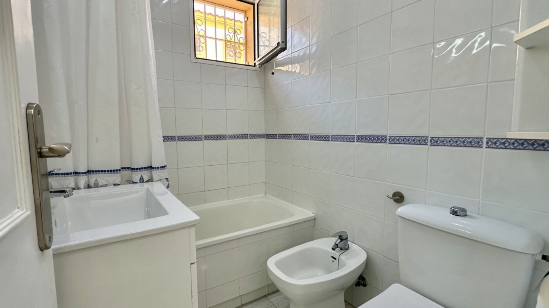 Sale - Apartment Flat -
Orihuela Costa - Playa Flamenca