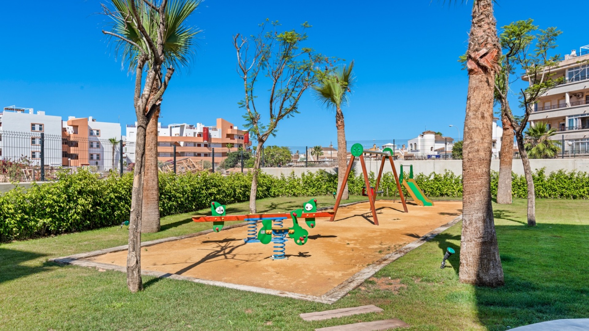 Sale - Apartment Flat -
Orihuela Costa - Playa Flamenca