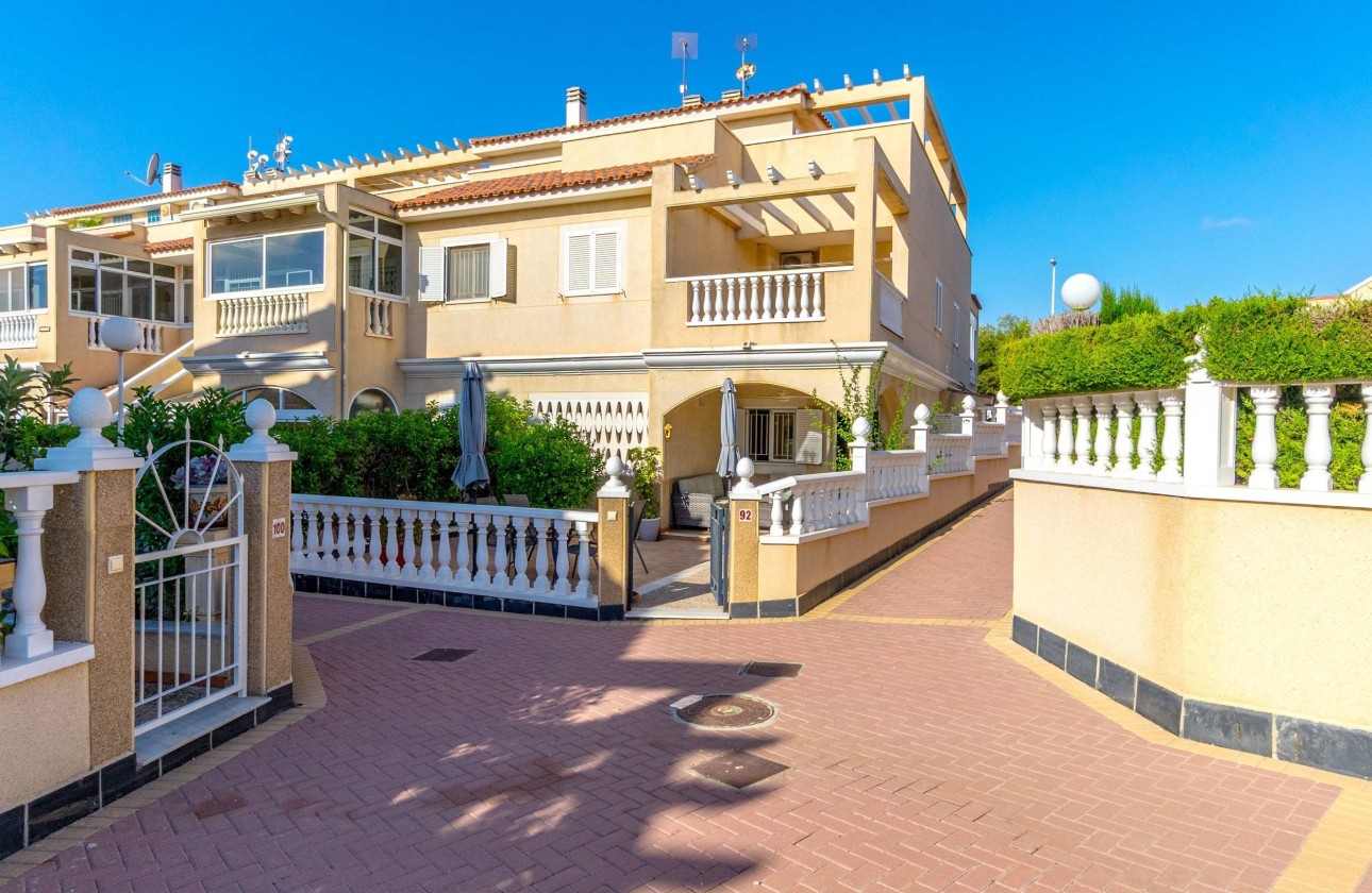 Sale - Apartment Flat -
Orihuela Costa - Playa Flamenca