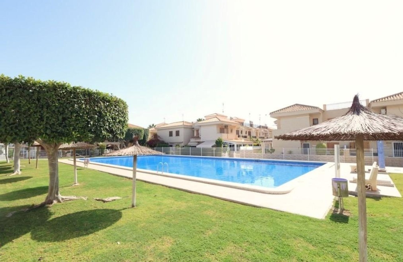 Sale - Apartment Flat -
Orihuela Costa - Playa Flamenca