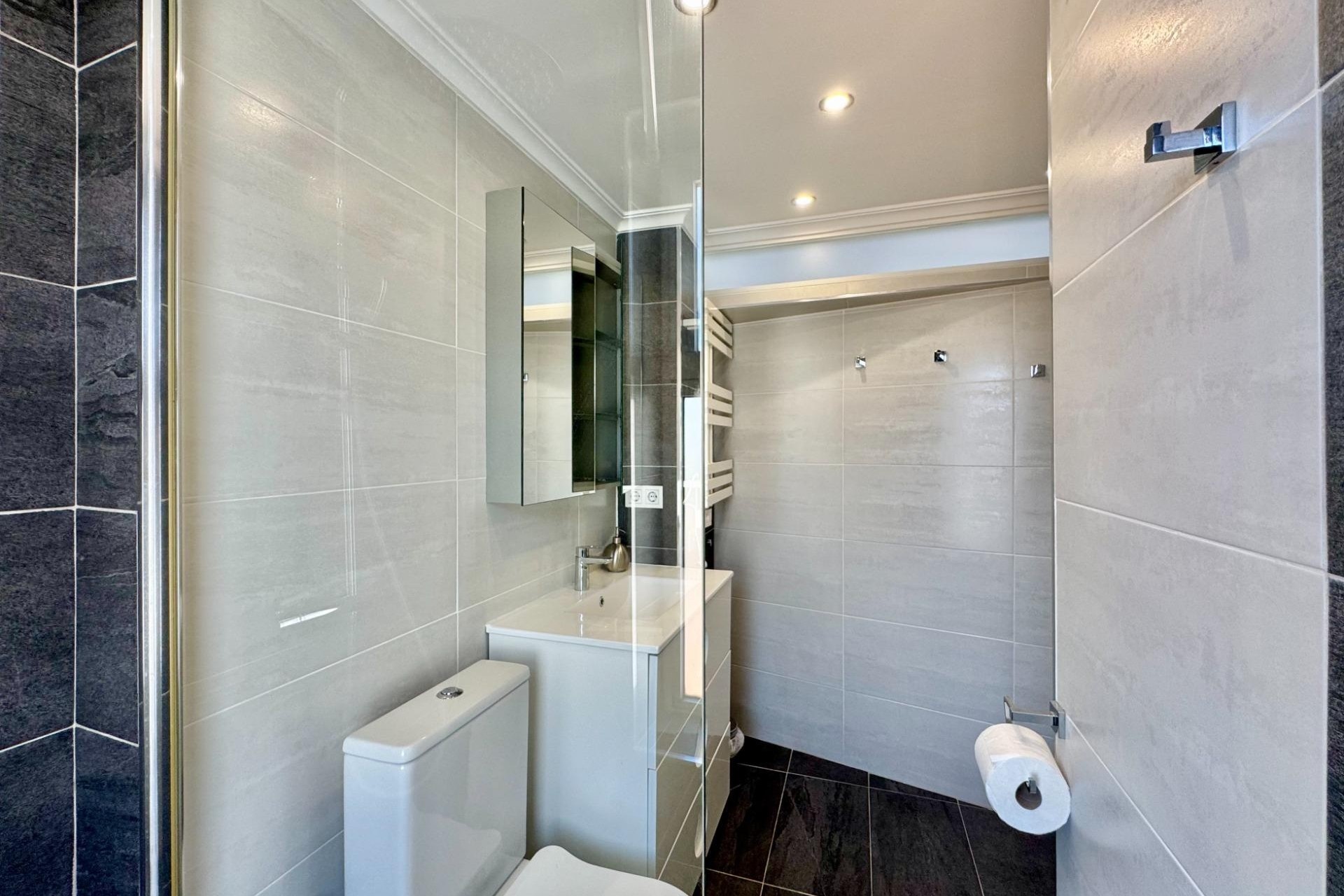 Sale - Apartment Flat -
Orihuela Costa - Punta Prima