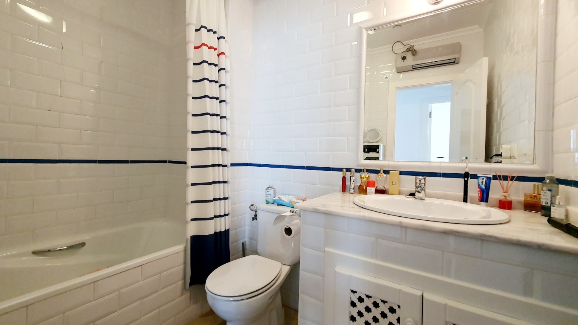 Sale - Apartment Flat -
Orihuela Costa - Villamartín