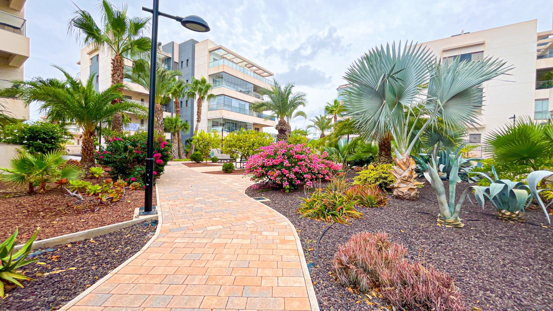 Sale - Apartment Flat -
Orihuela - Orihuela Costa