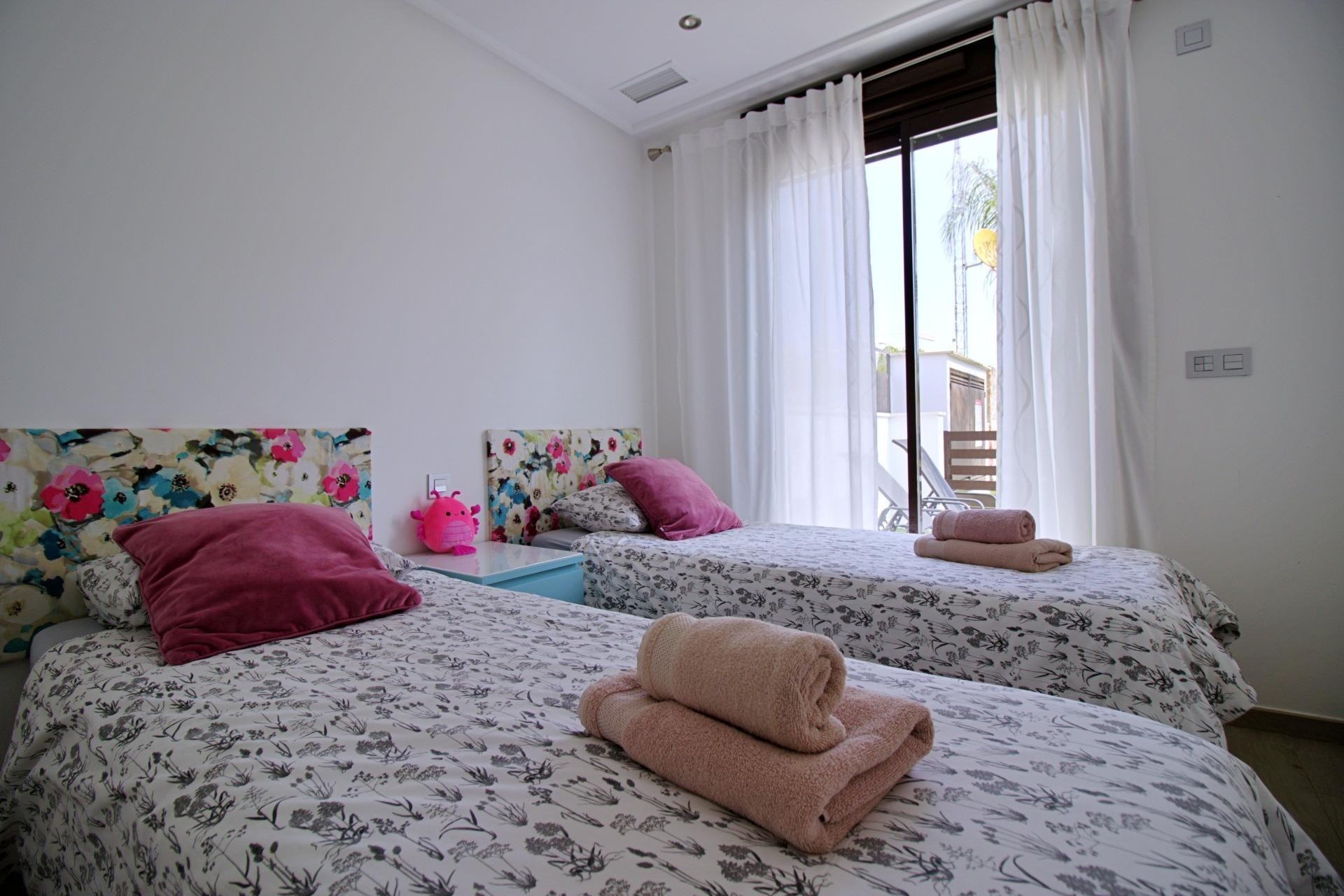 Sale - Apartment Flat -
Pilar de la Horadada - Torre de la Horadada
