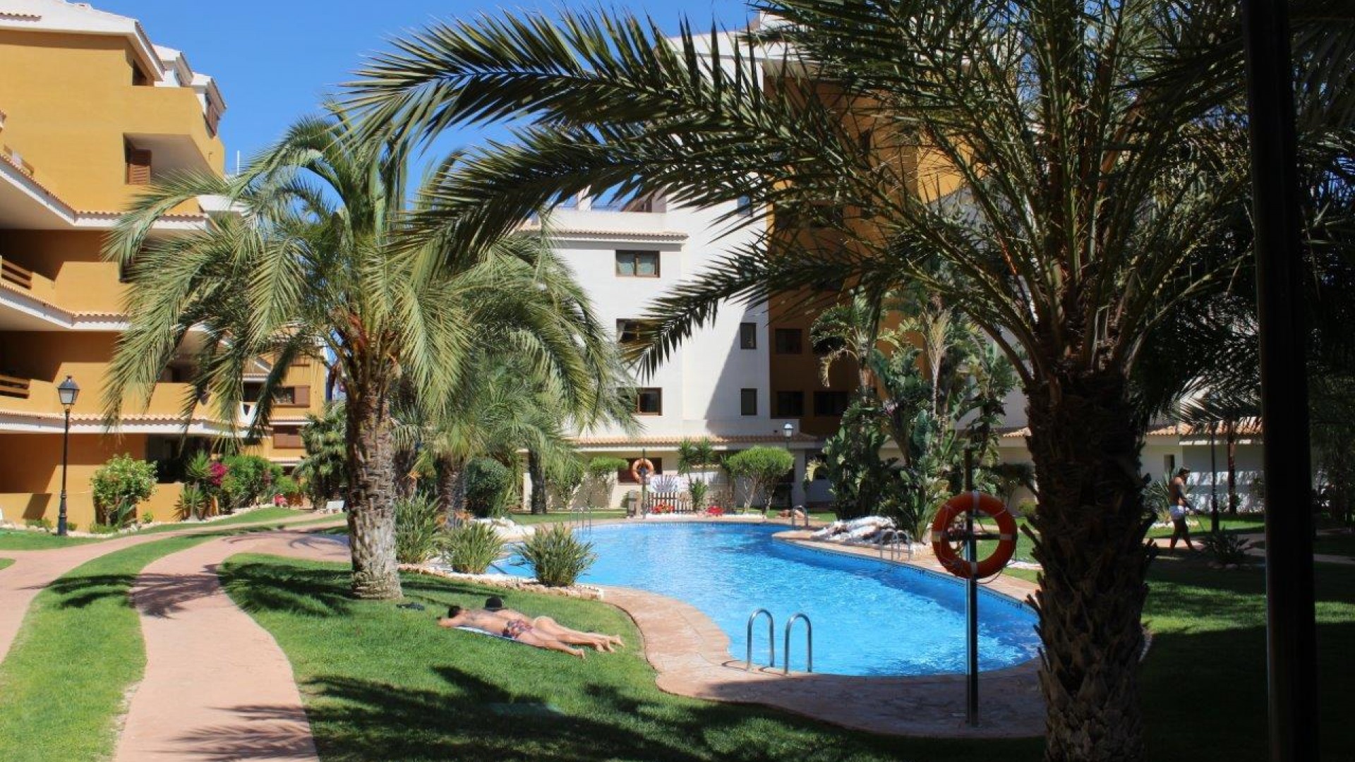 Sale - Apartment Flat -
Punta Prima - La Entrada