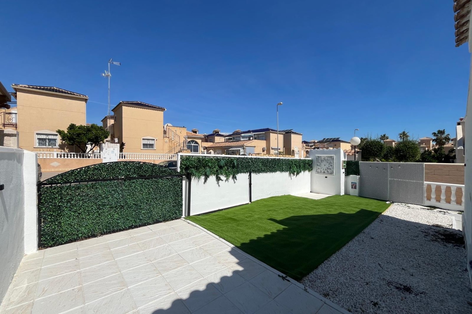 Sale - Apartment Flat -
Punta Prima - Serena