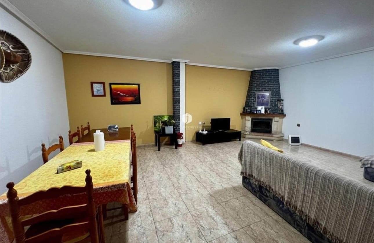 Sale - Apartment Flat -
Rojales