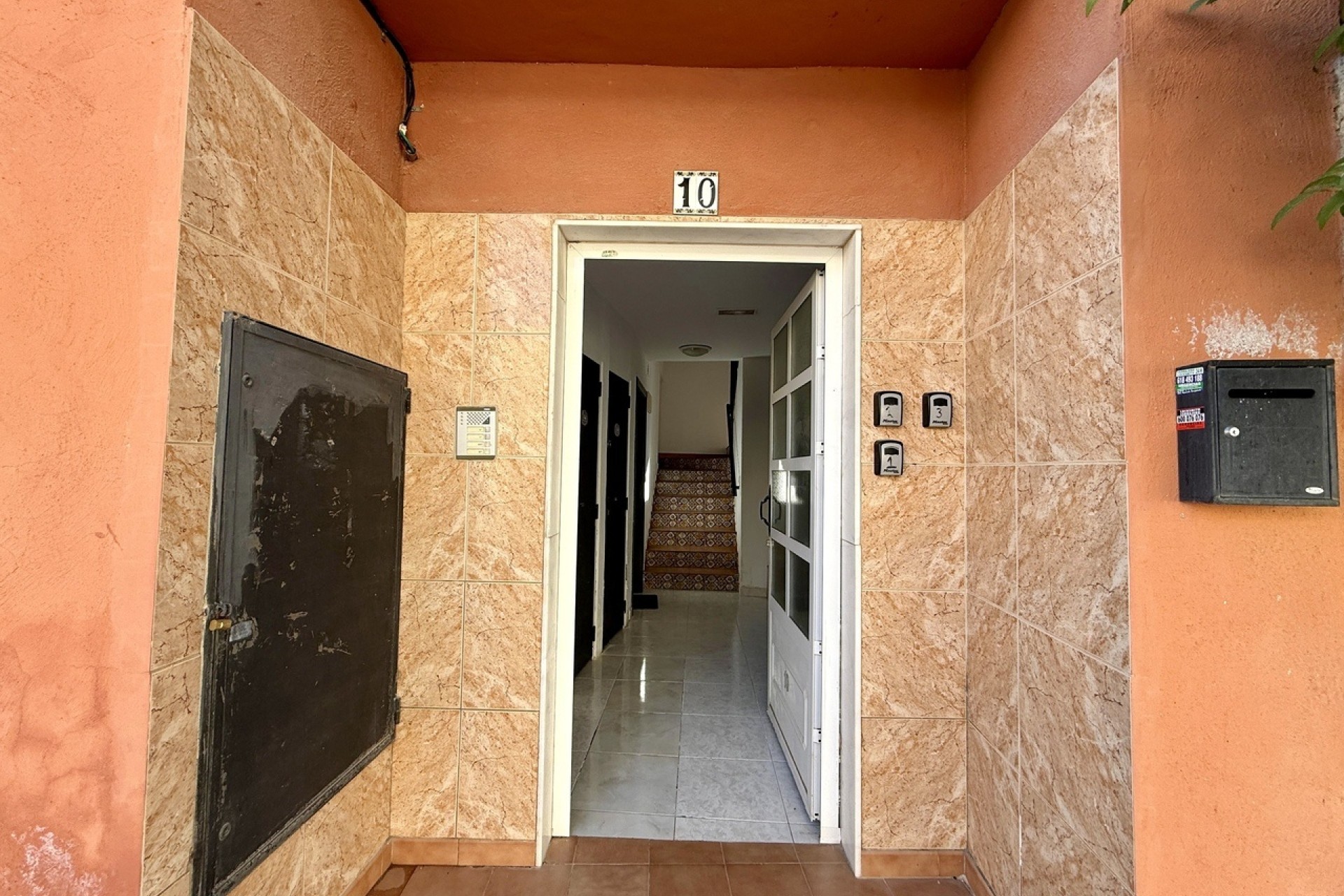 Sale - Apartment Flat -
San Miguel de Salinas - Inland